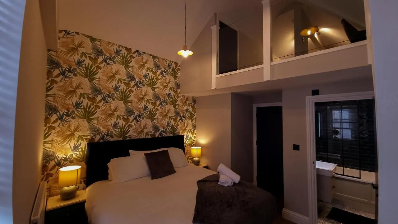 布赖顿Modern 2-Bed Townhouse - Free Private Parking别墅 度假居 布赖顿